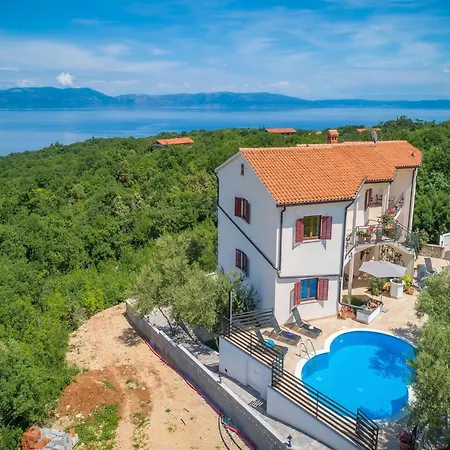 In With Sea View & Sauna * Drenje (Istria)